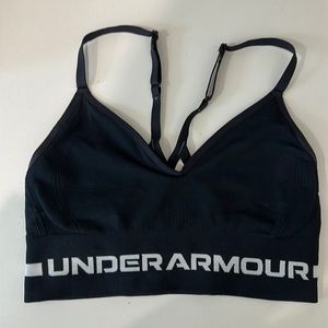 Underarmour sports bra women’s size small